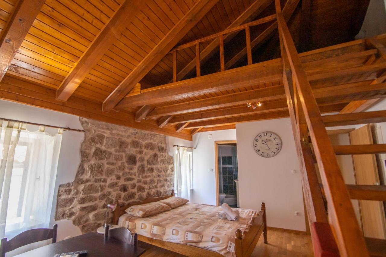 Apartments Loriana Szybenik Zewnętrze zdjęcie