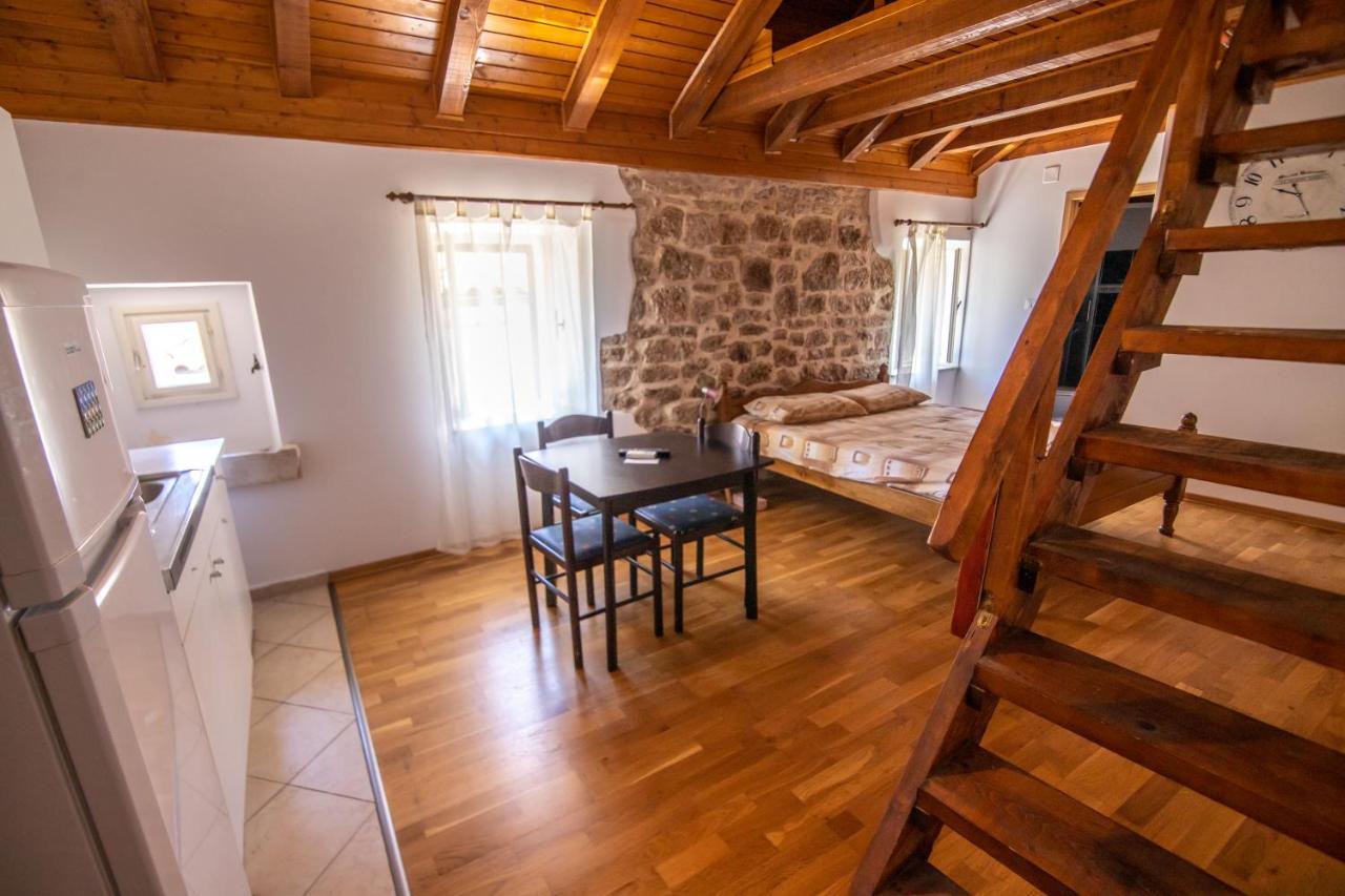 Apartments Loriana Szybenik Zewnętrze zdjęcie