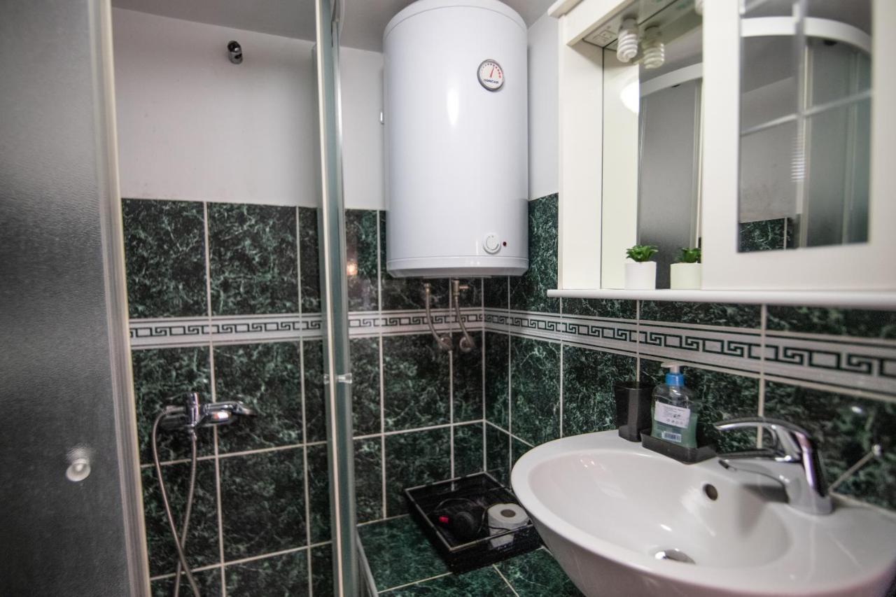 Apartments Loriana Szybenik Zewnętrze zdjęcie