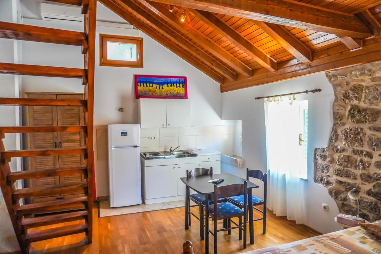 Apartments Loriana Szybenik Zewnętrze zdjęcie