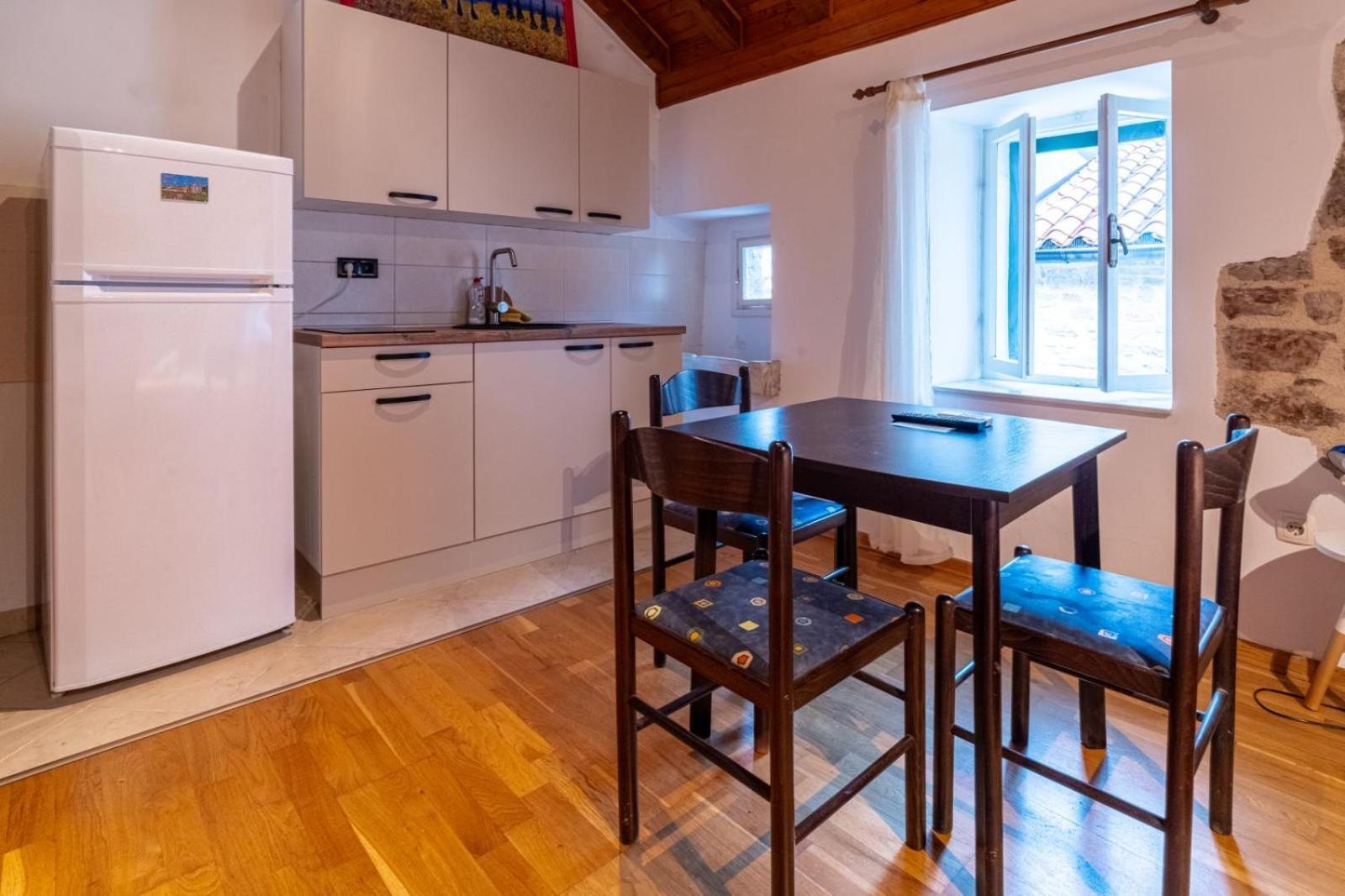 Apartments Loriana Szybenik Zewnętrze zdjęcie